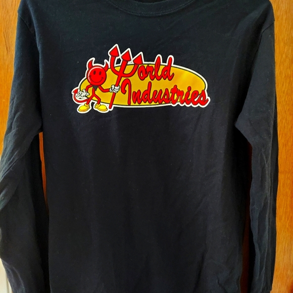World Industries long sleeve t shirt - Picture 1 of 3